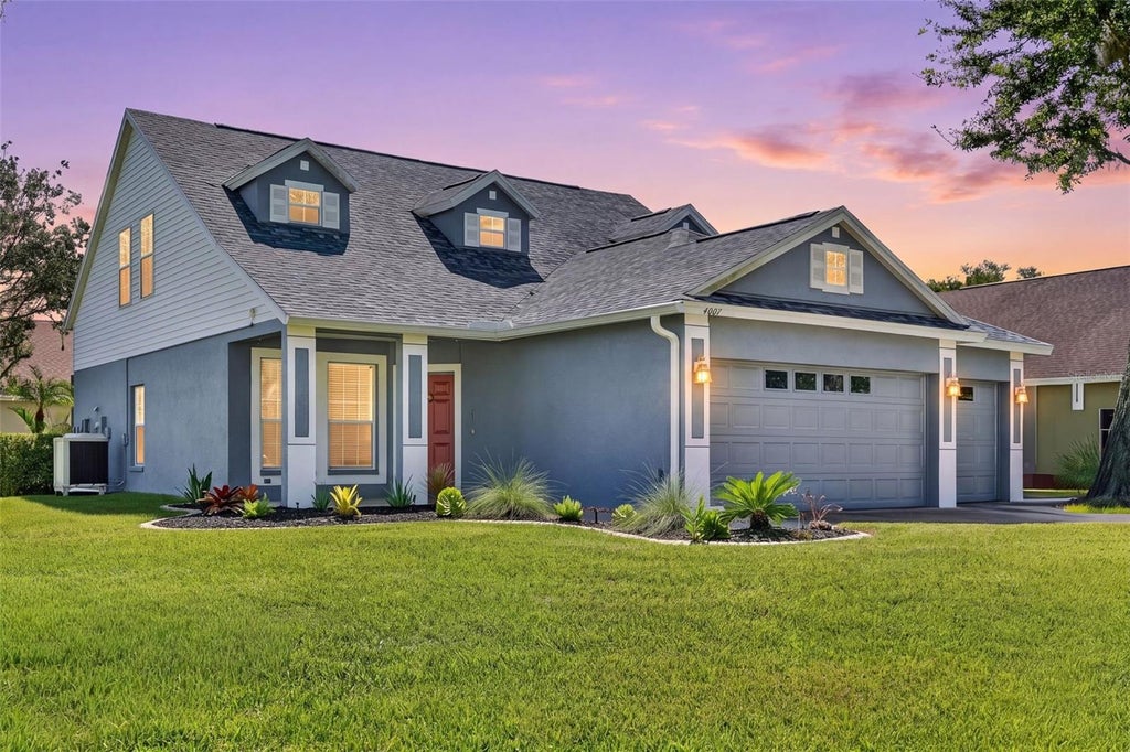 Photo of 4007 34th Street E, Bradenton, FL 34208 (MLS # A4704947)