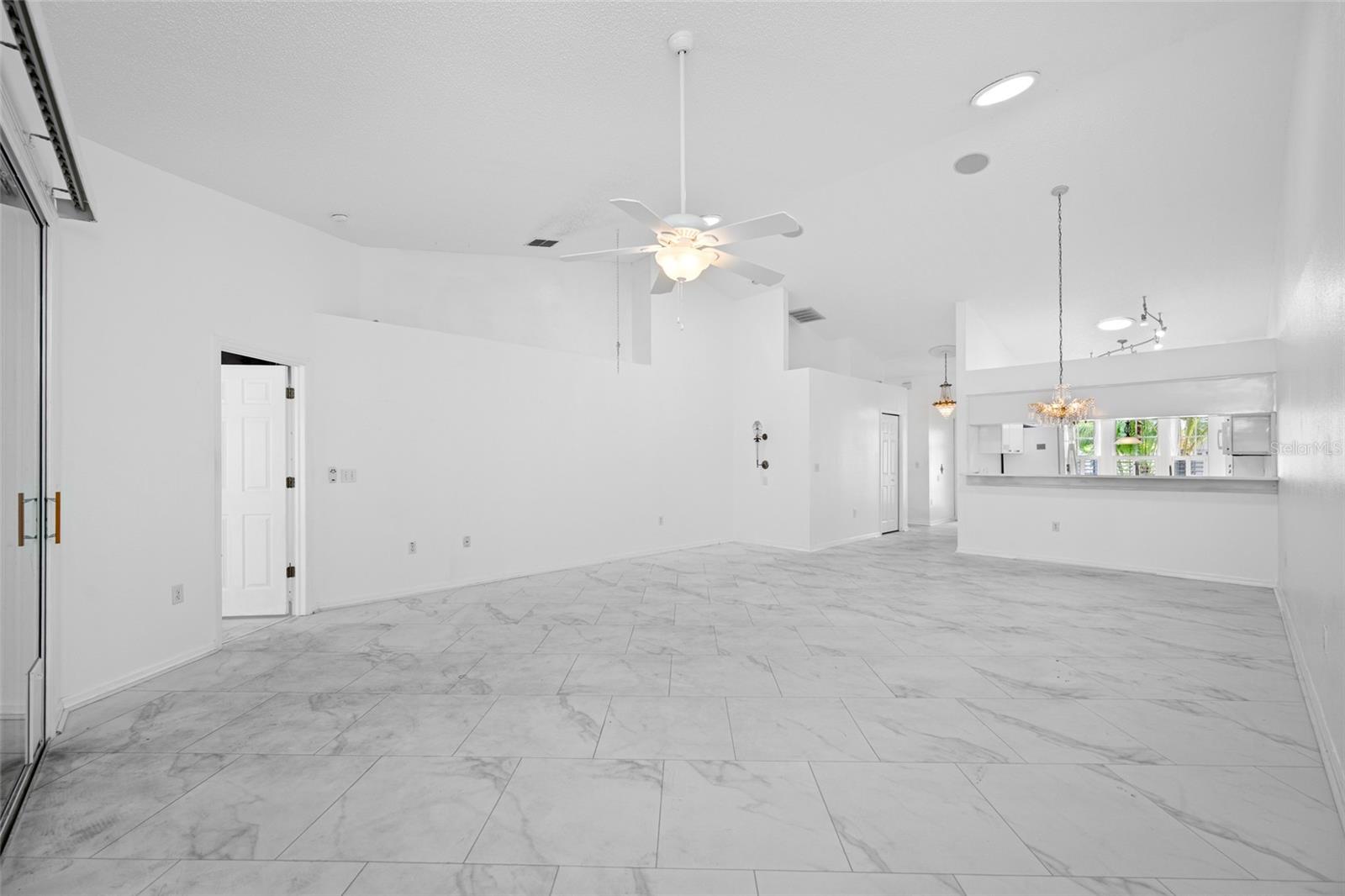 BROOKFIELD - Residential