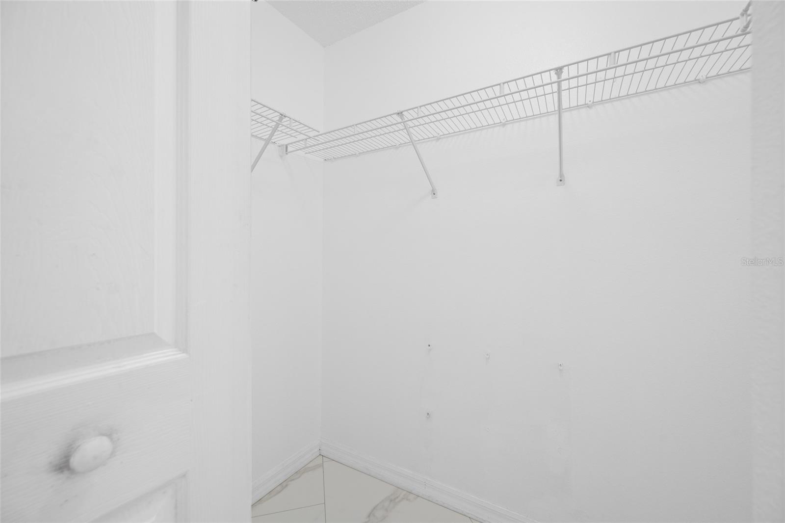 BROOKFIELD - Residential