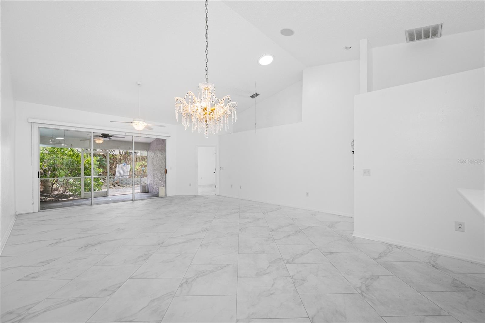 BROOKFIELD - Residential