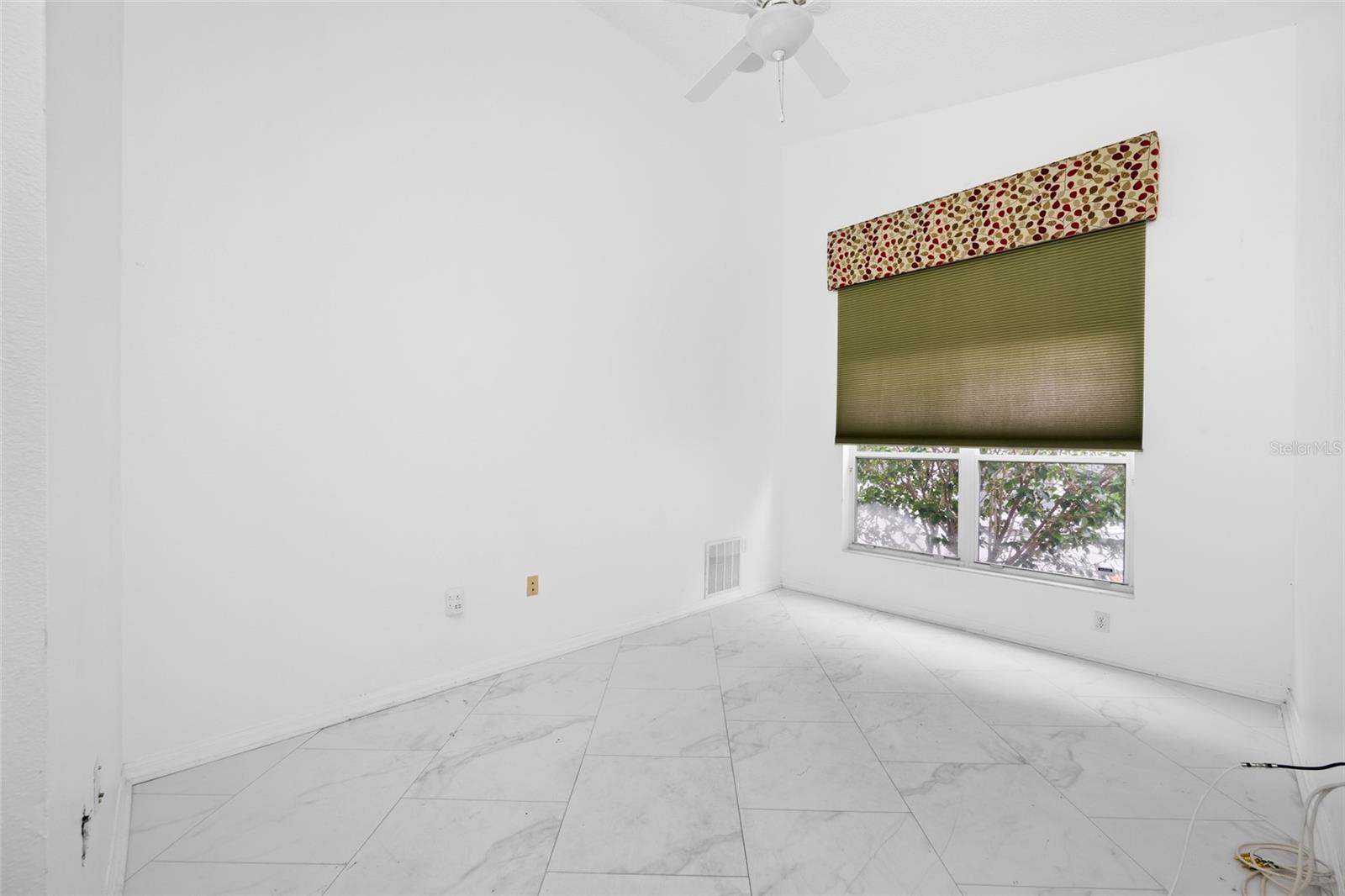 BROOKFIELD - Residential