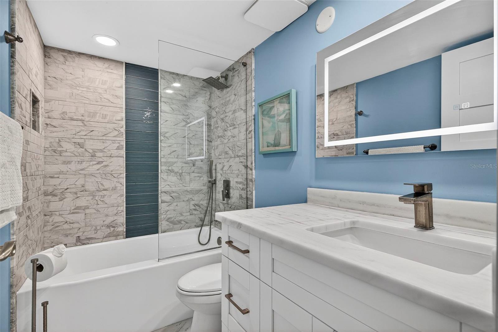 ISLAND WALK CONDO - Residential