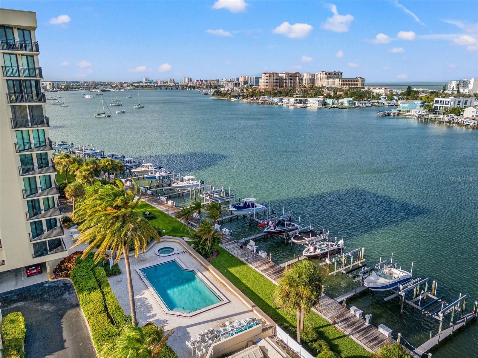 ISLAND WALK CONDO - Residential