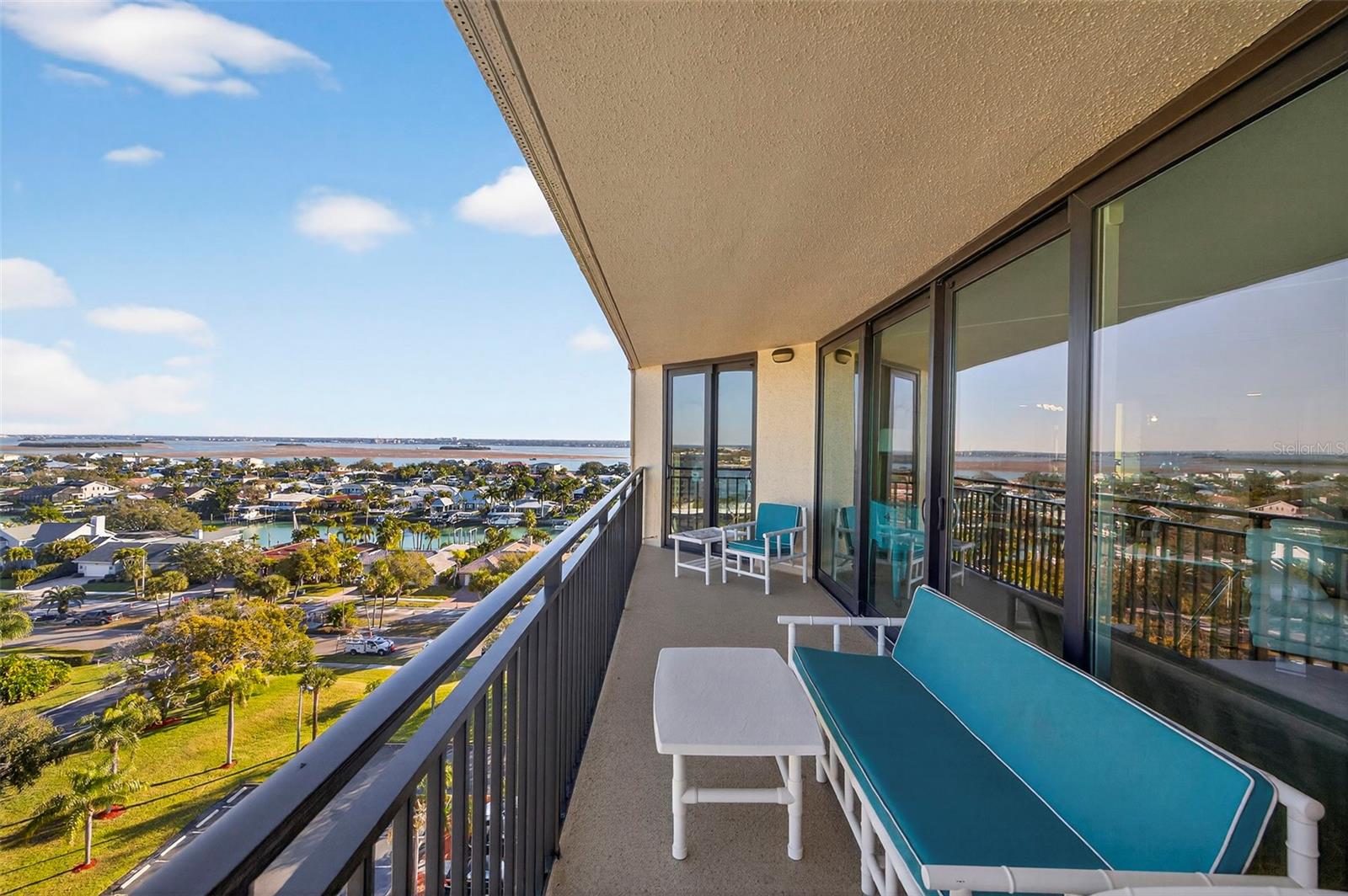 ISLAND WALK CONDO - Residential