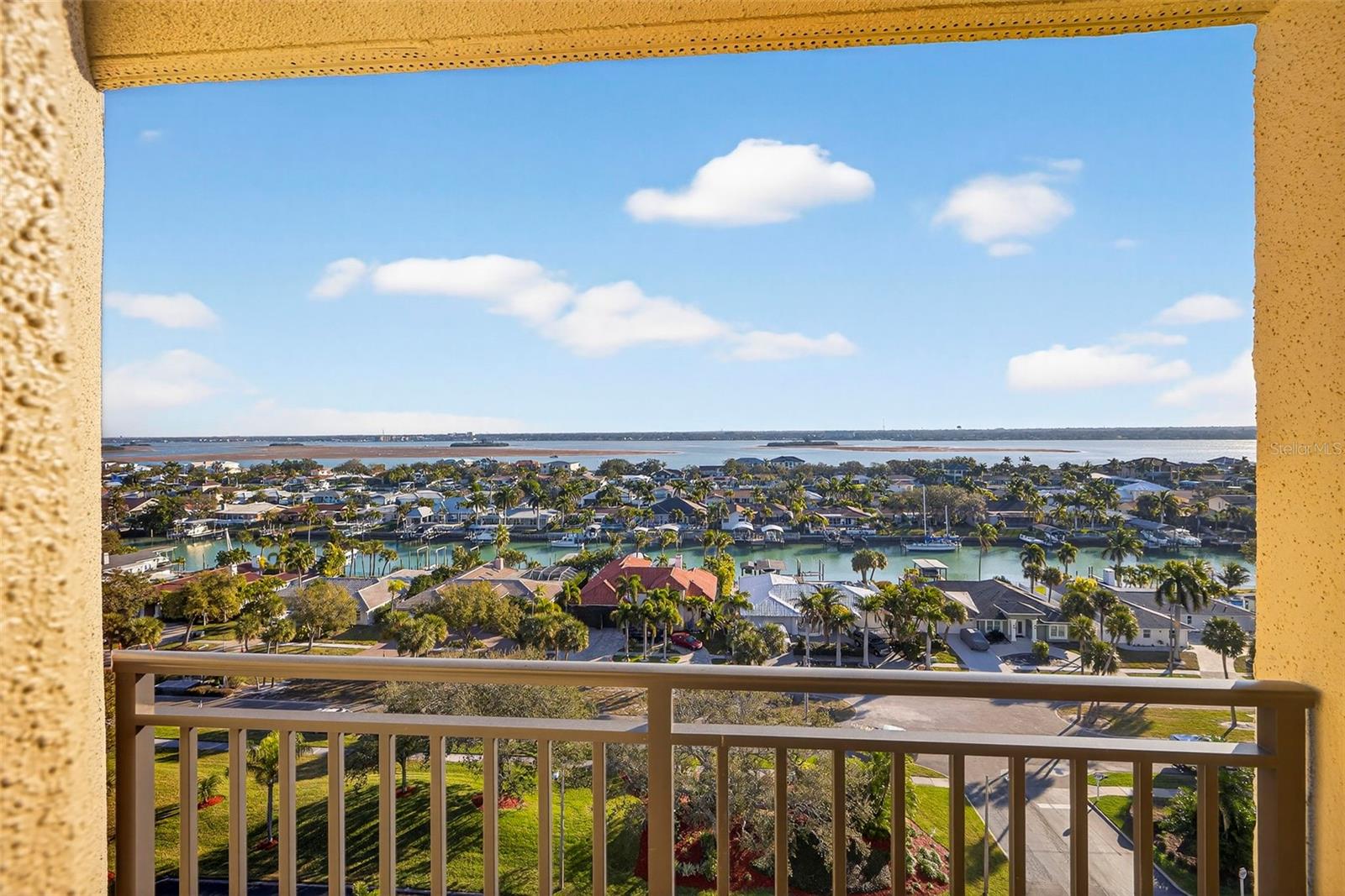 ISLAND WALK CONDO - Residential