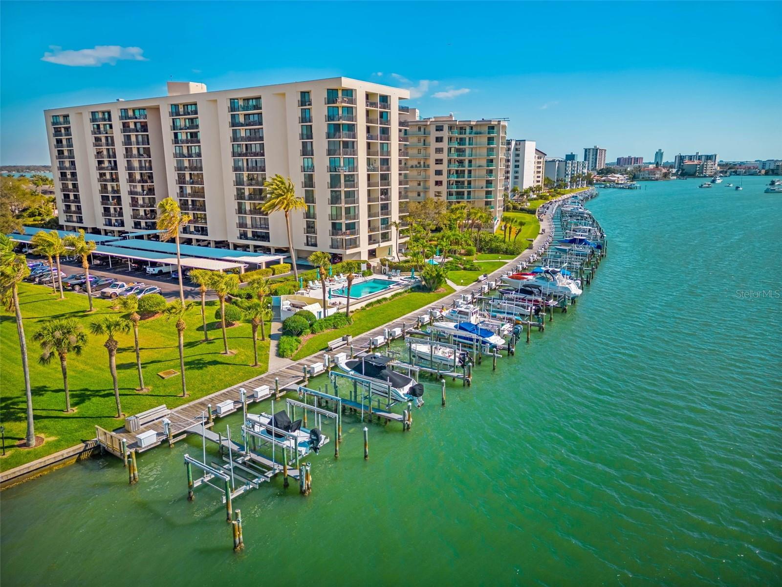 ISLAND WALK CONDO - Residential