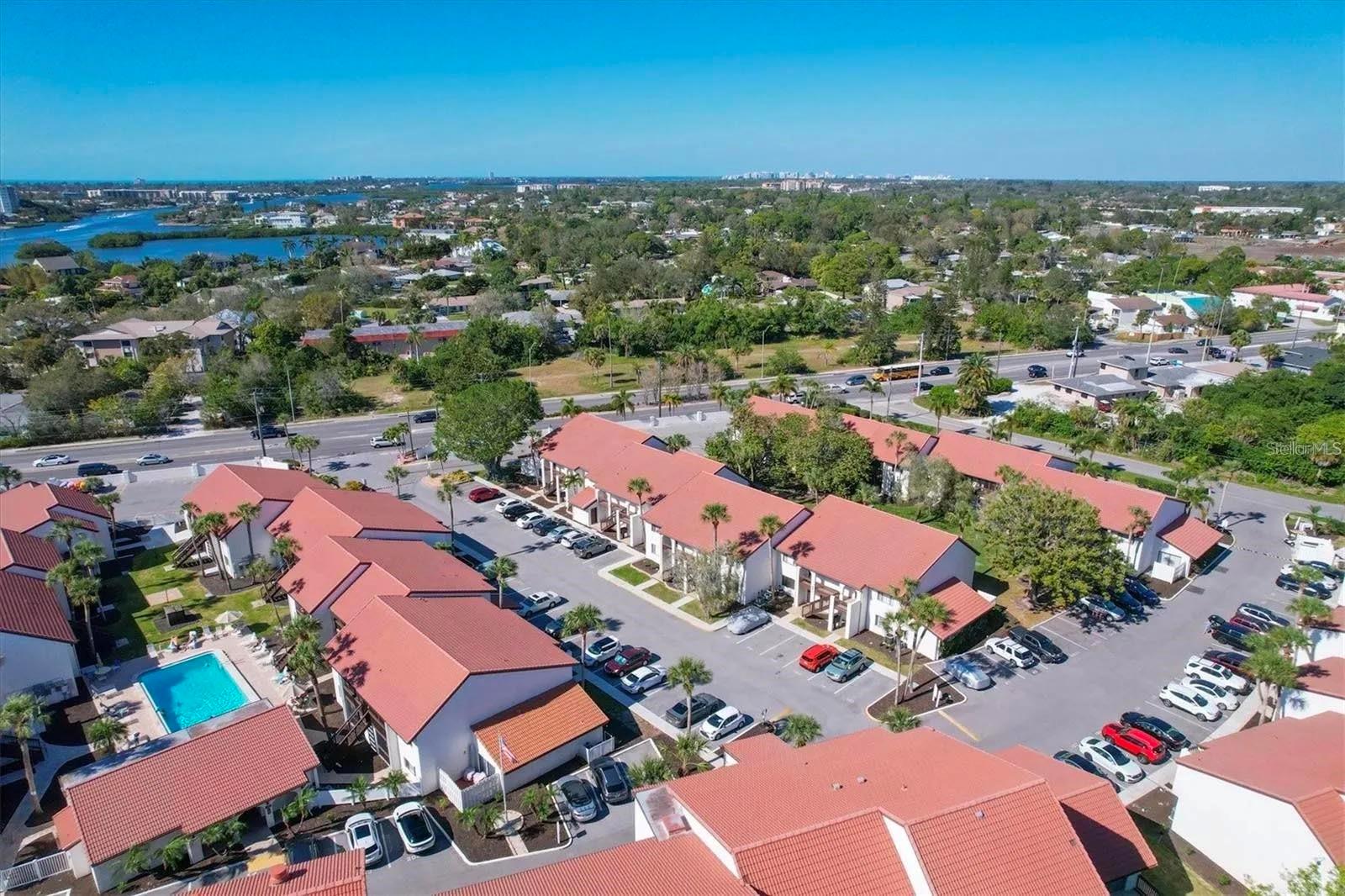 CASTEL DEL MARE - Residential Lease