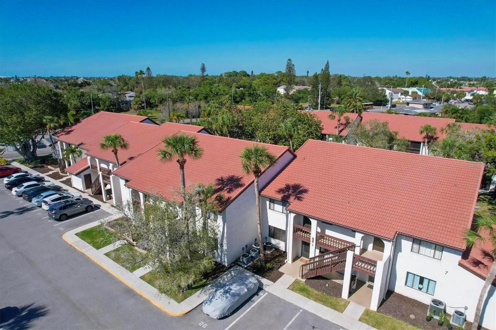 CASTEL DEL MARE - Residential Lease