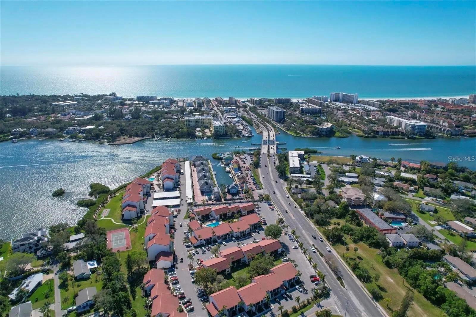 CASTEL DEL MARE - Residential Lease