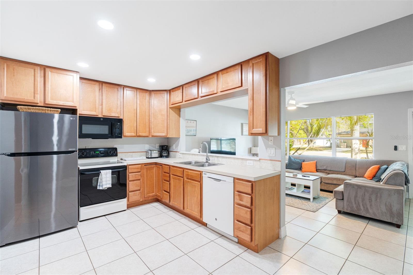 GREENWICH - Residential