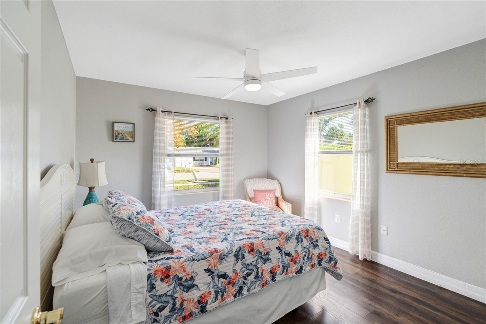 GREENWICH - Residential