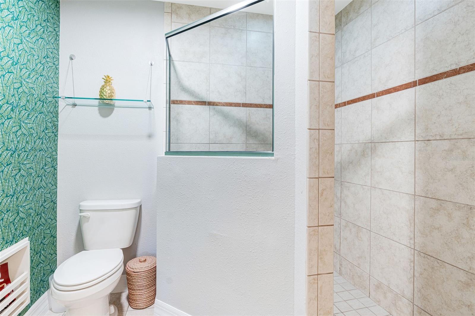 GREENWICH - Residential