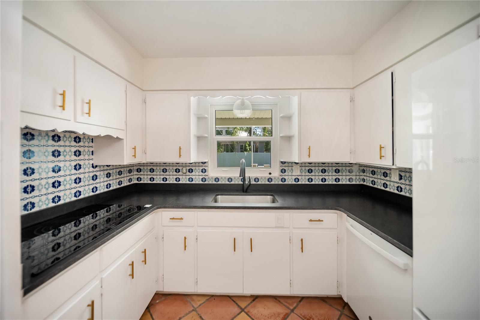 POINSETTIA PARK 2 - Residential