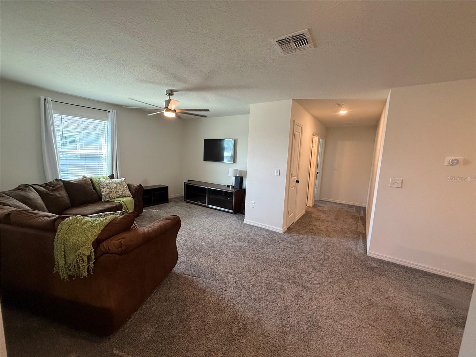 CARRIAGE HILL - Residential