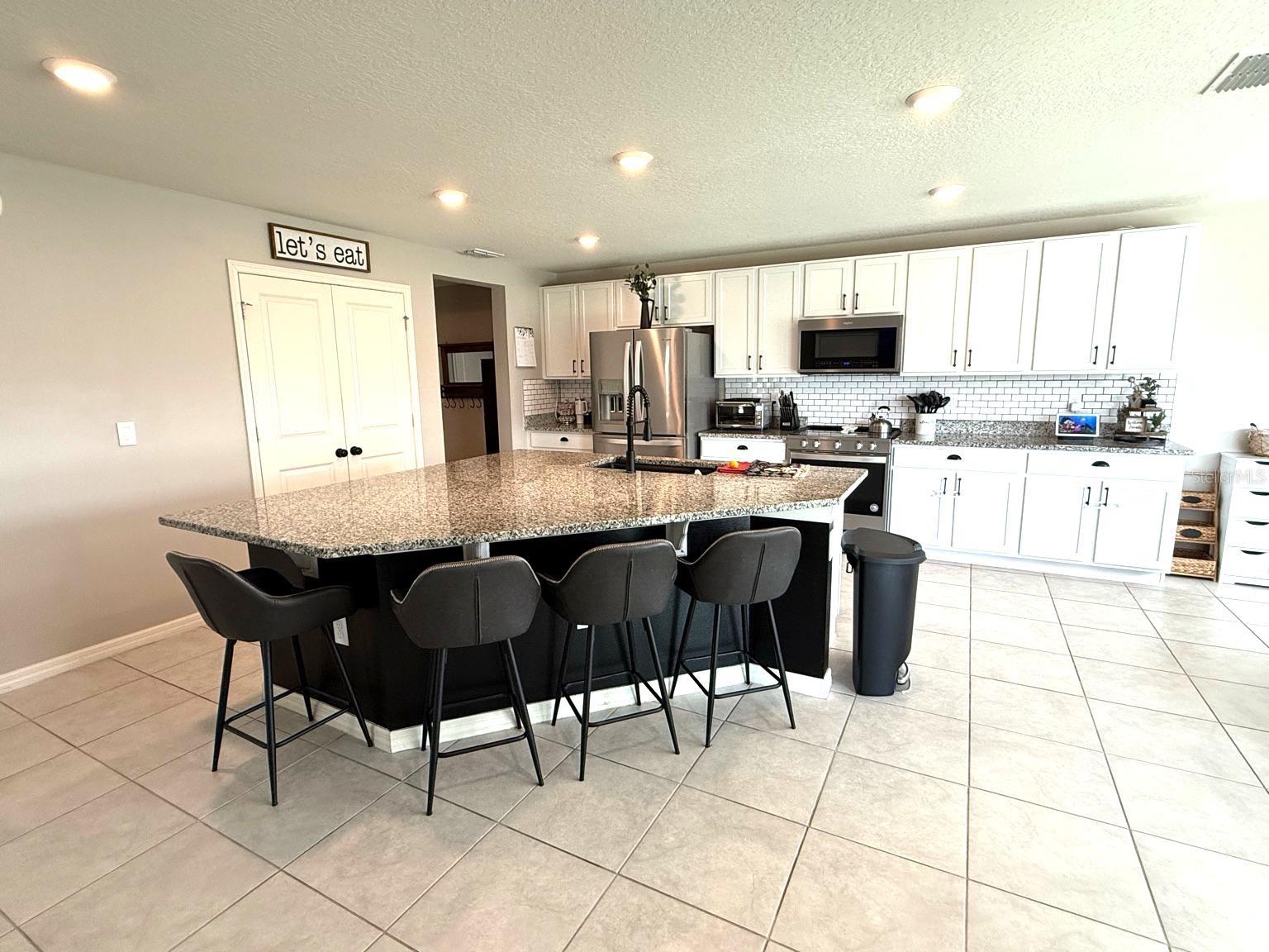 CARRIAGE HILL - Residential