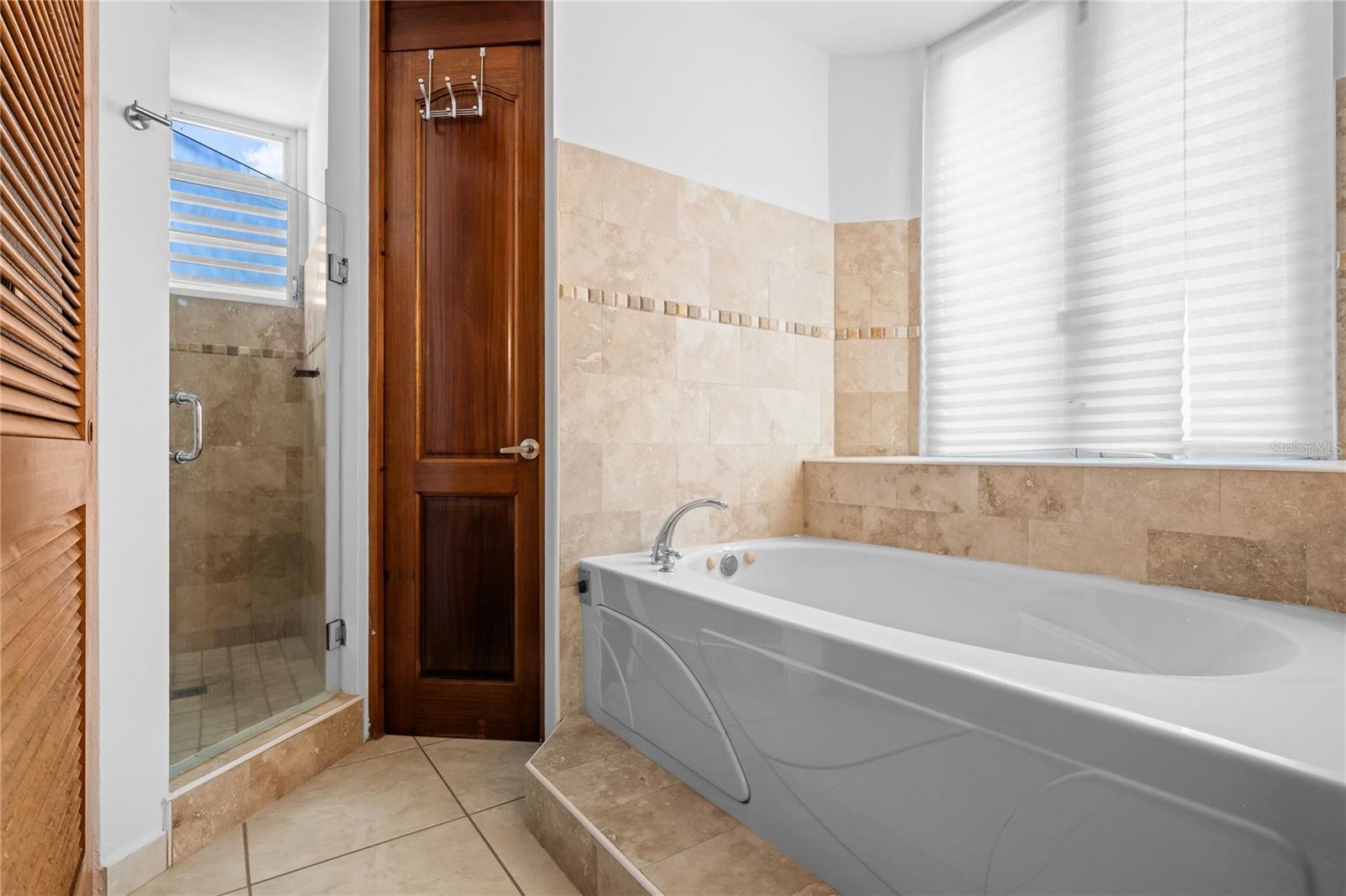 PASEO LOS CORALES II - Residential