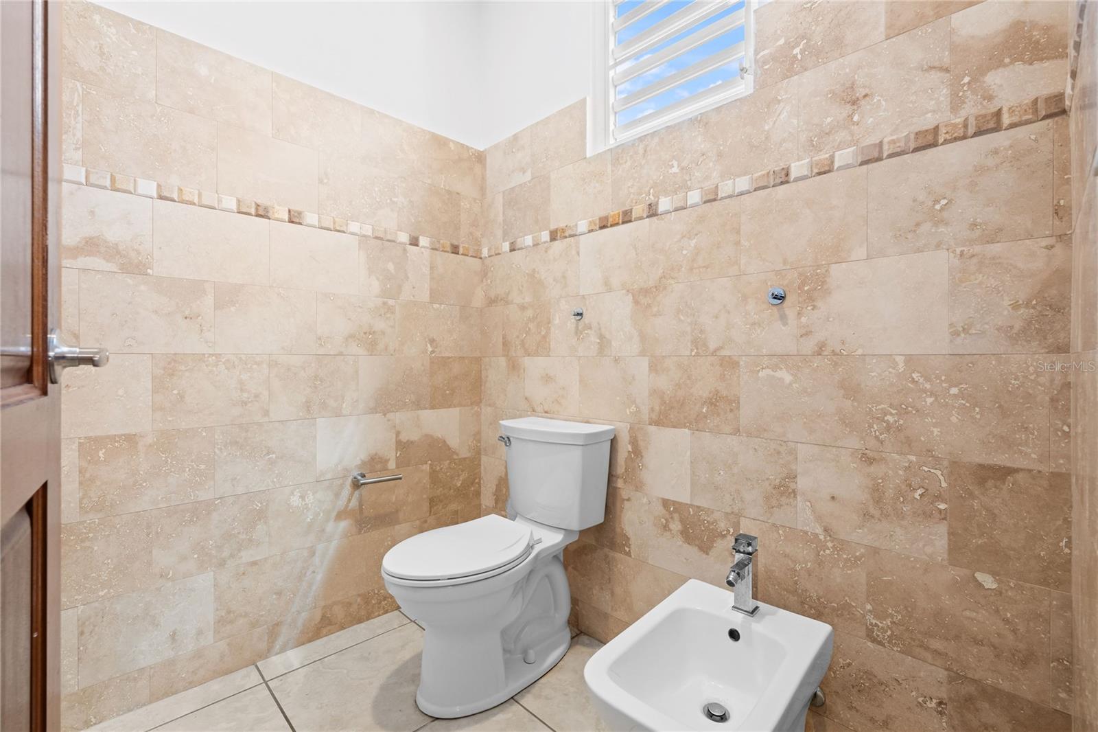 PASEO LOS CORALES II - Residential