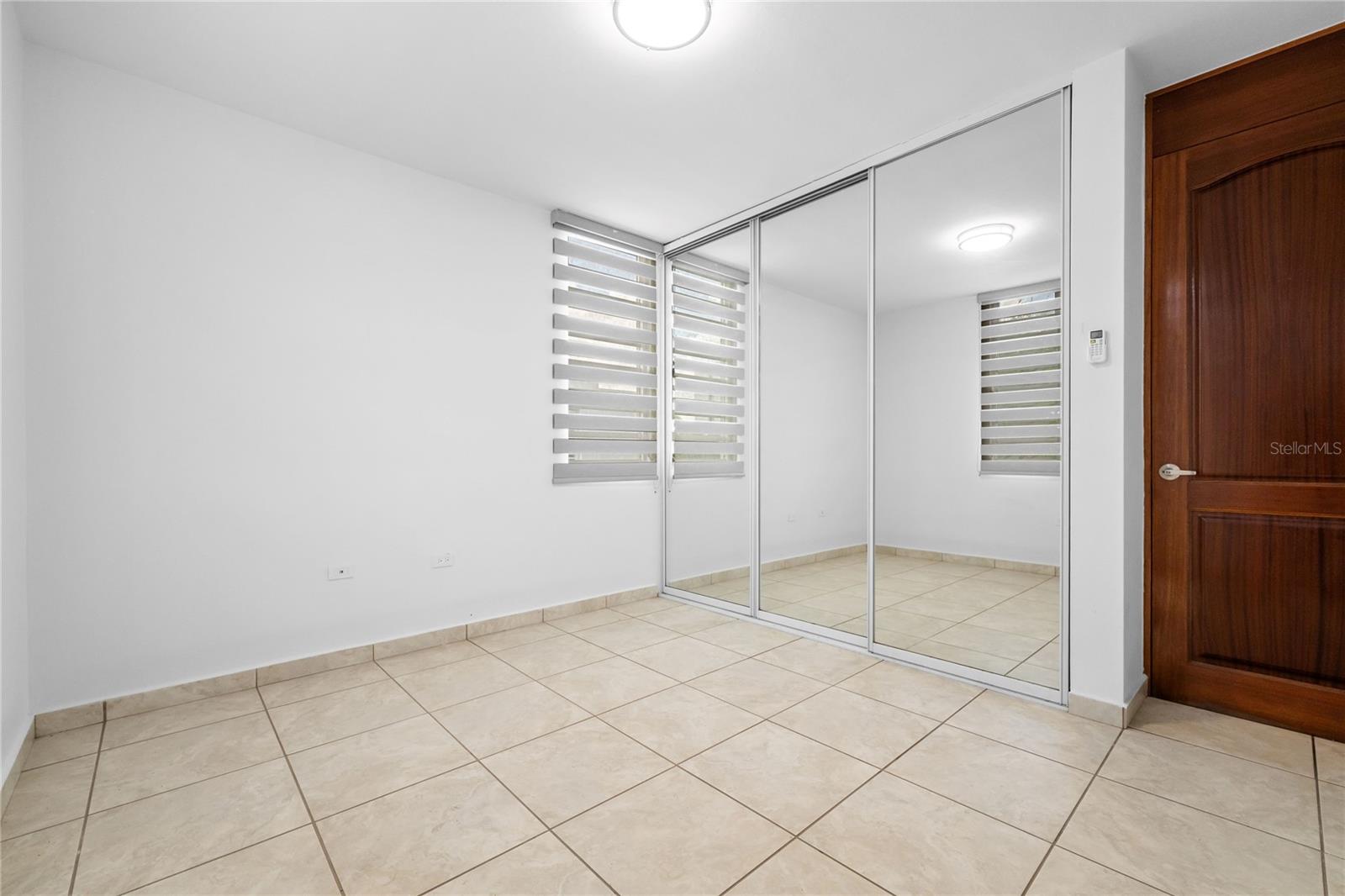 PASEO LOS CORALES II - Residential