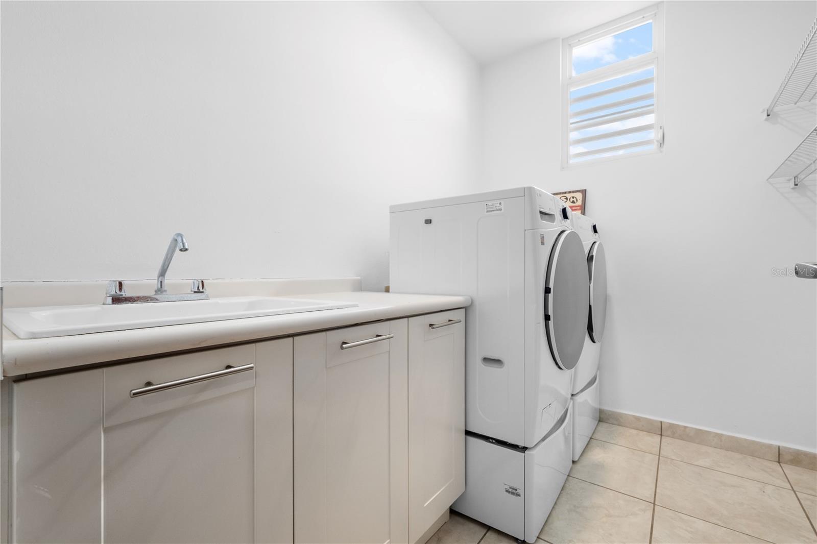 PASEO LOS CORALES II - Residential