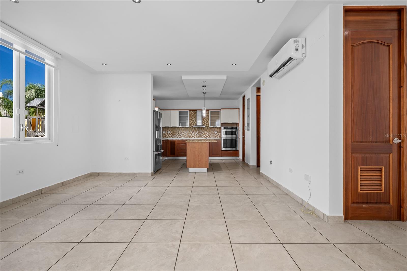 PASEO LOS CORALES II - Residential