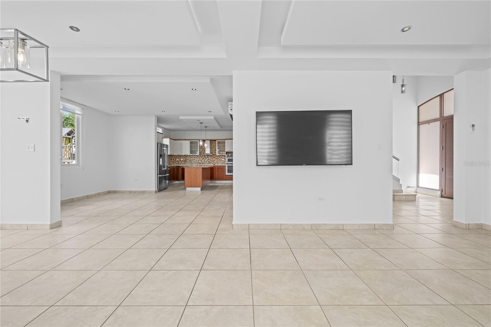 PASEO LOS CORALES II - Residential