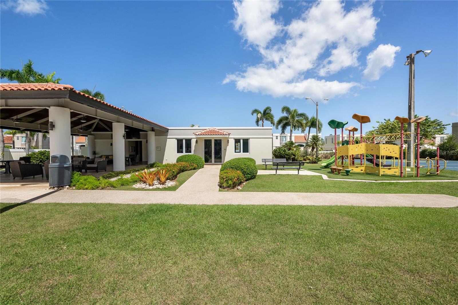 PASEO LOS CORALES II - Residential