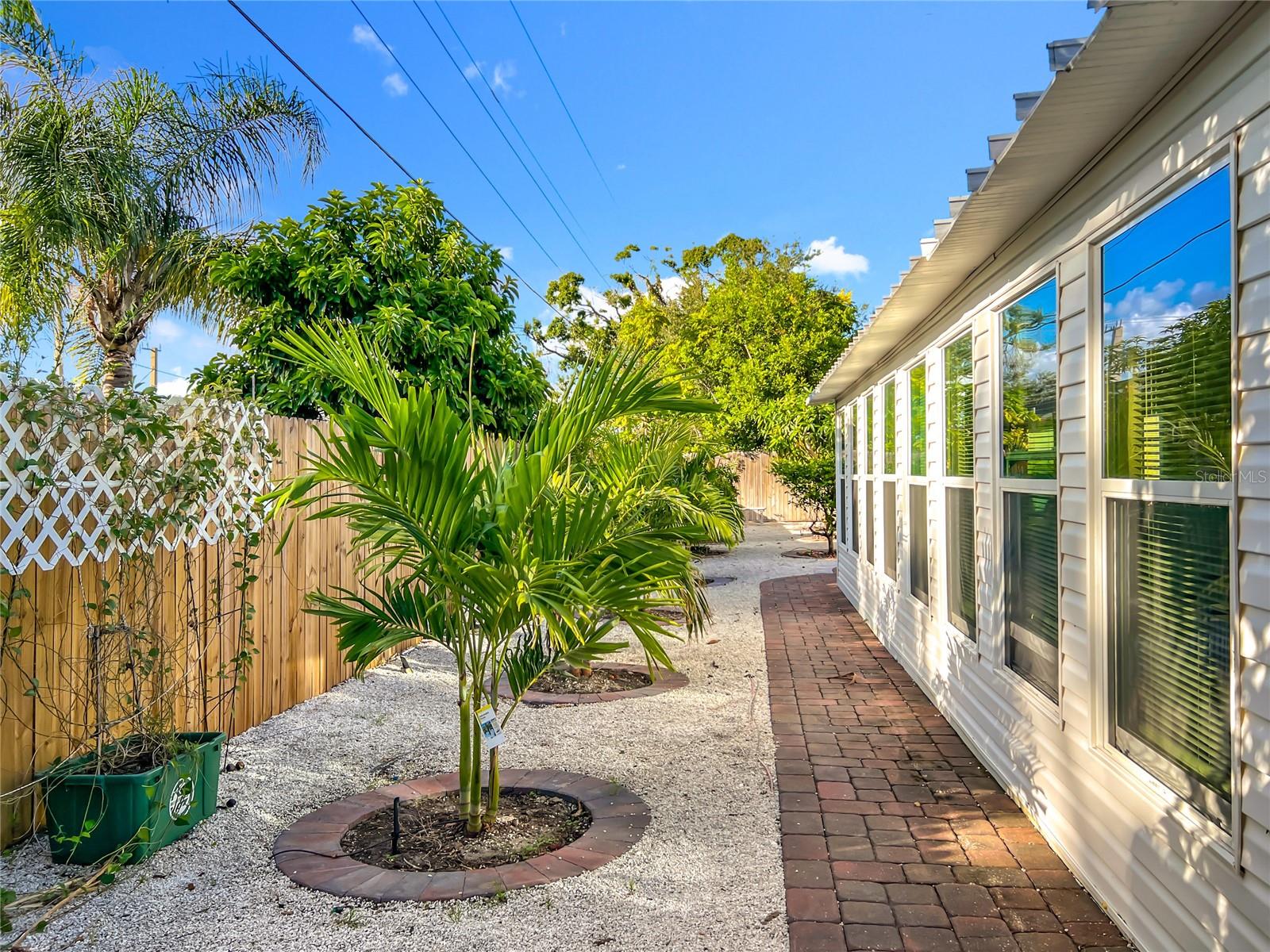 WESLO WILLOWS - Residential