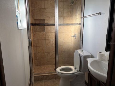 Tiny photo for 626 Third Avenue, Lady Lake, FL 32159 (MLS # OM715581)