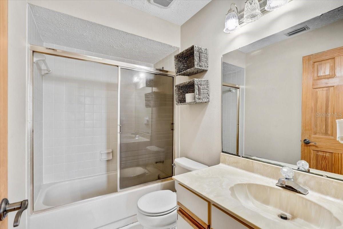 LAKEVIEW VILLAGE SEC A UNI - Residential