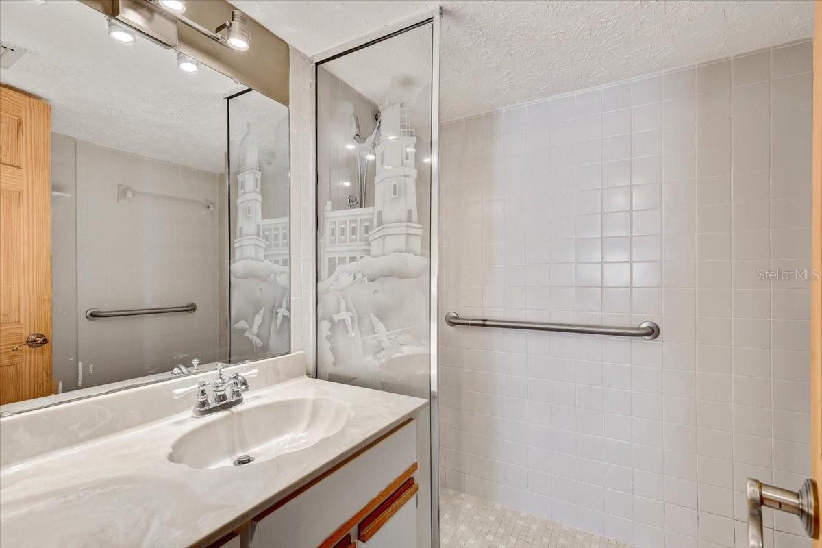 LAKEVIEW VILLAGE SEC A UNI - Residential