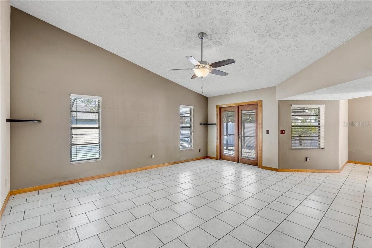 LAKEVIEW VILLAGE SEC A UNI - Residential