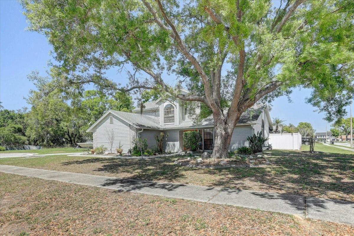 LAKEVIEW VILLAGE SEC A UNI - Residential