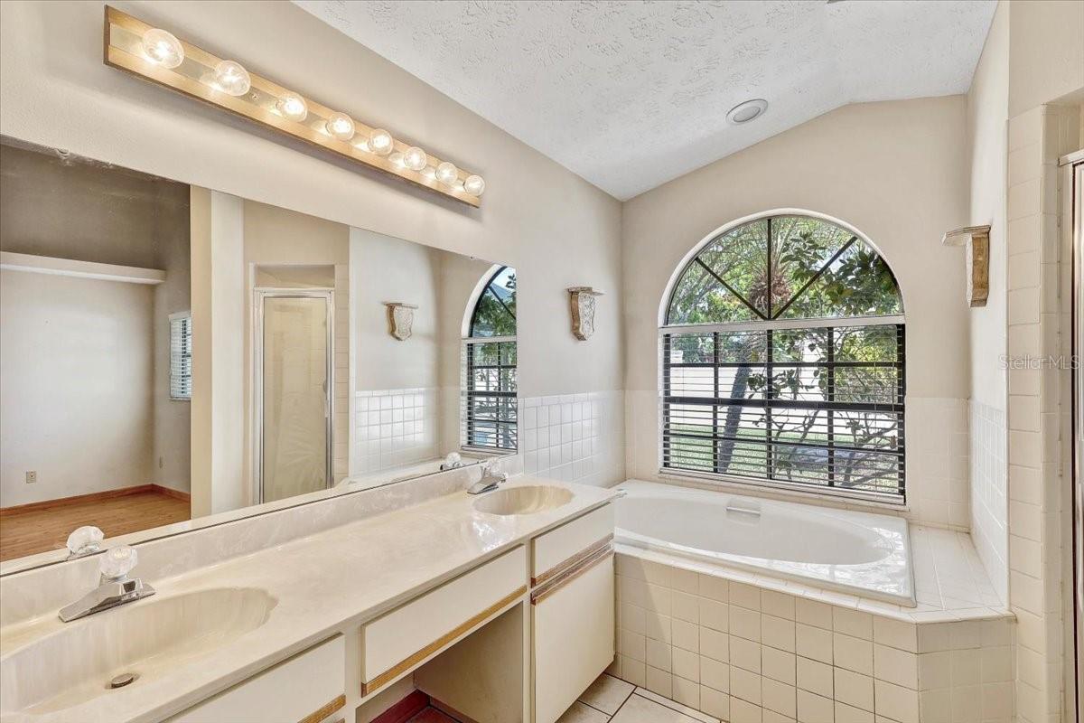 LAKEVIEW VILLAGE SEC A UNI - Residential