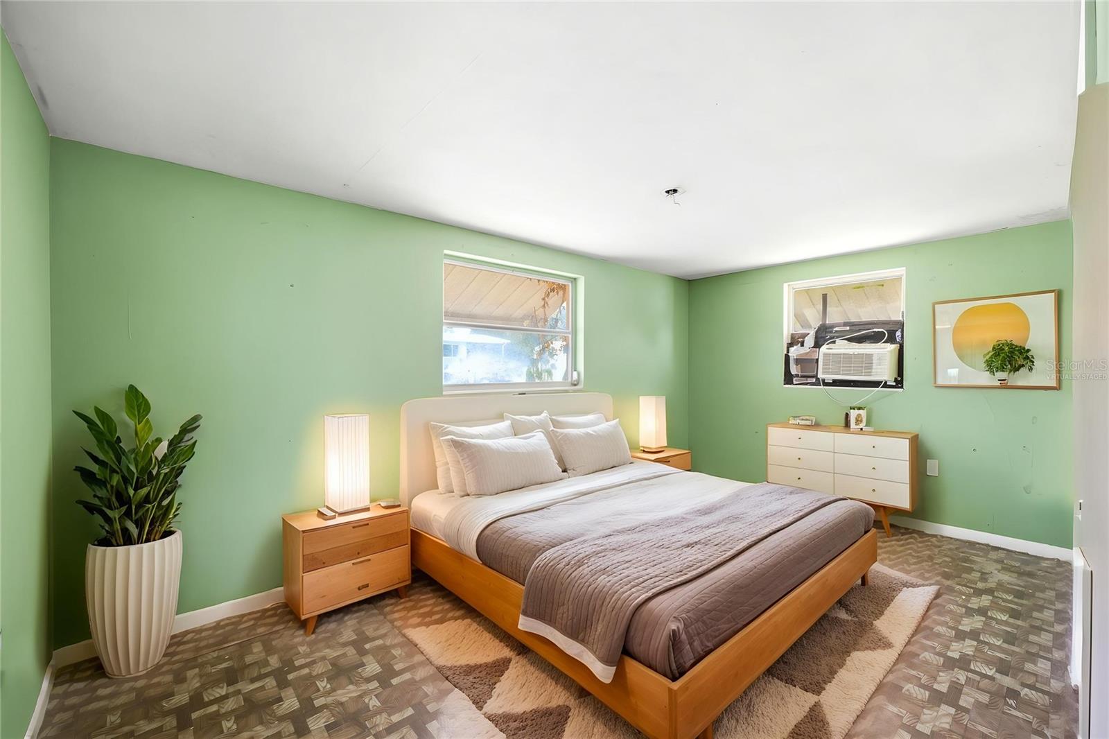 BEVERLY HILLS UNIT 02 - Residential