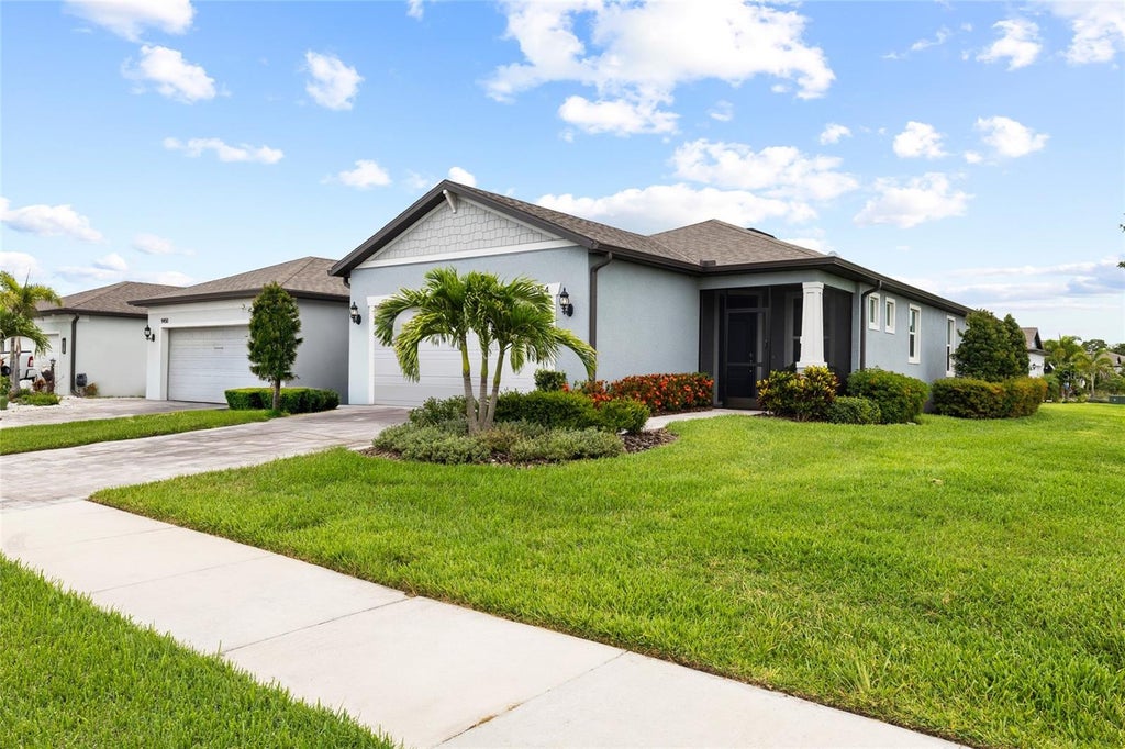 Photo of 9454 Ballaster Pointe Loop, Parrish, FL 34219 (MLS # TB8516699)