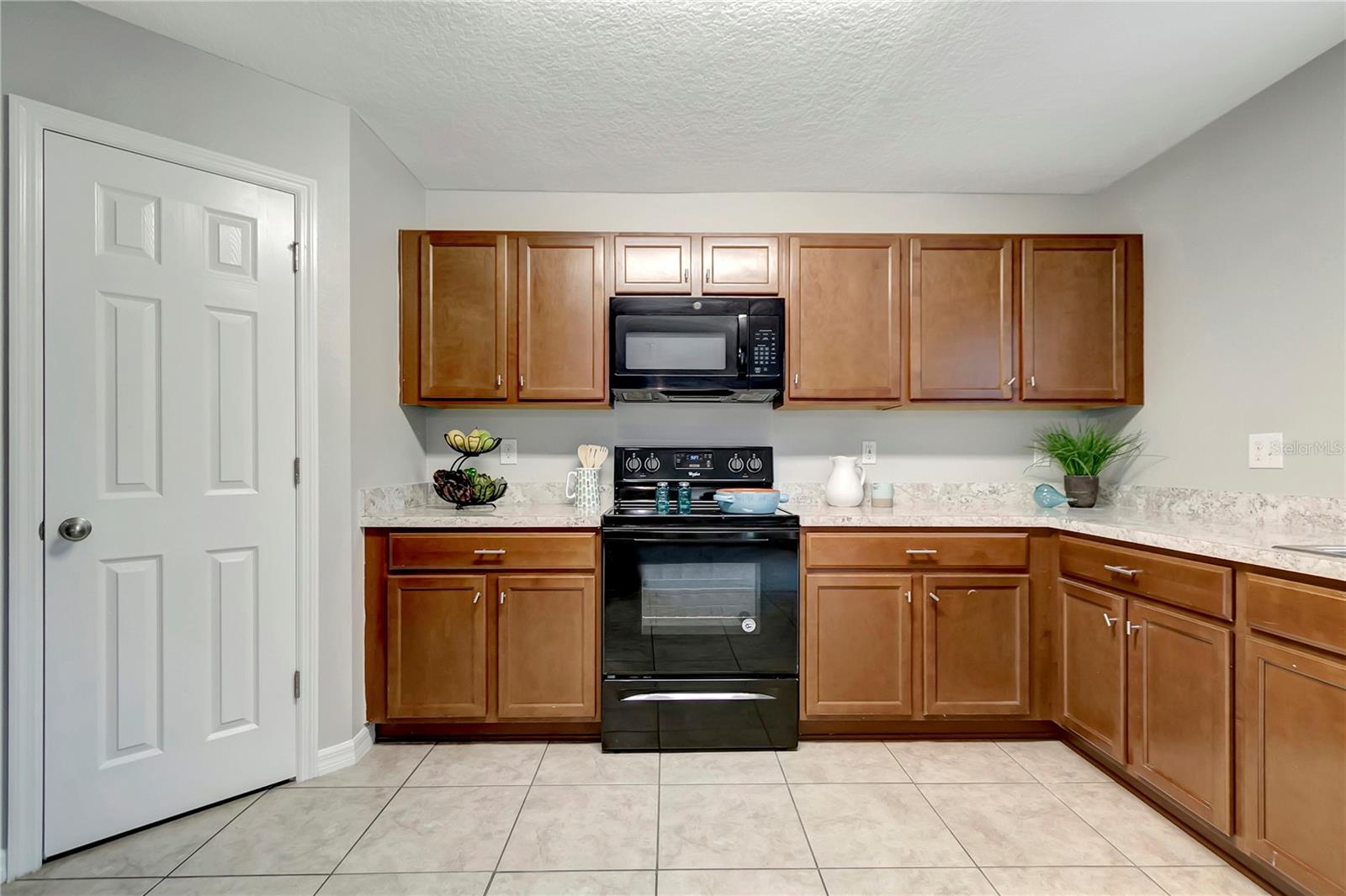 Photo 14 of 39 of 10448 LAGUNA PLAINS DRIVE house