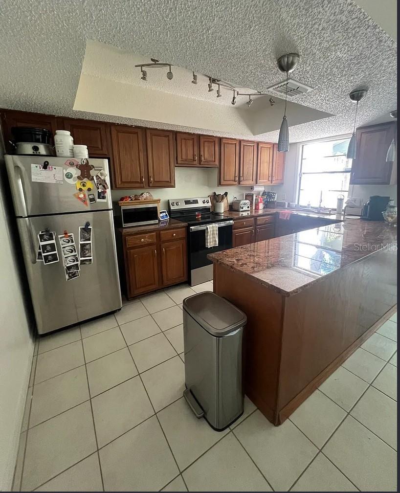 PALMIRA PLACE CONDO I - Residential