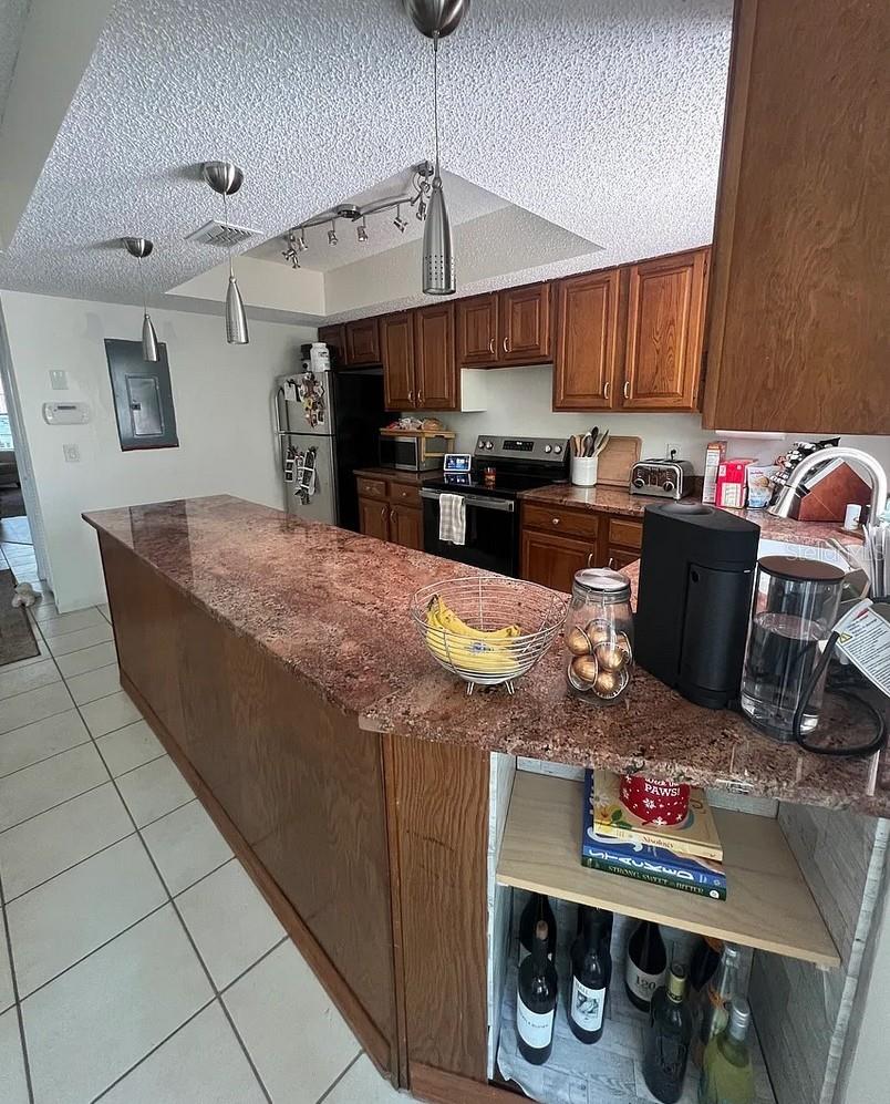 PALMIRA PLACE CONDO I - Residential