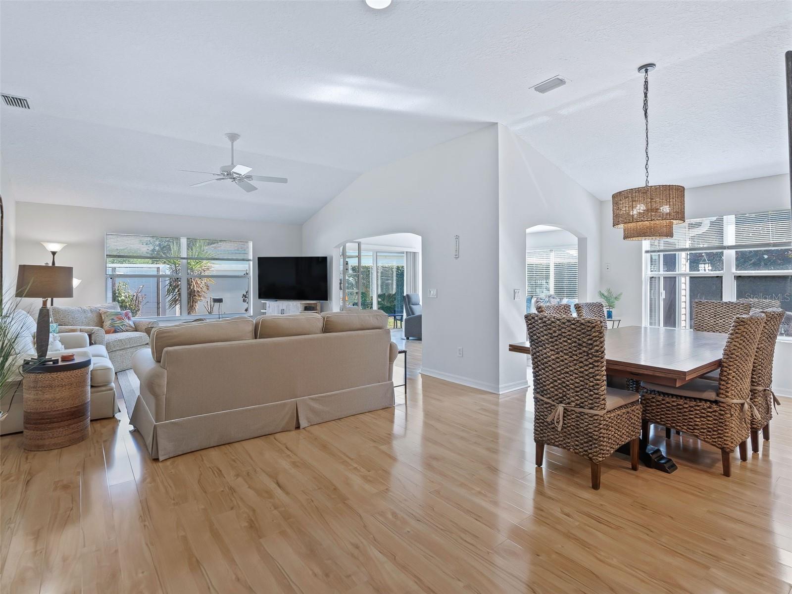 VILLAGES OF SUMTER TANGLEWOODVILLAS - Residential