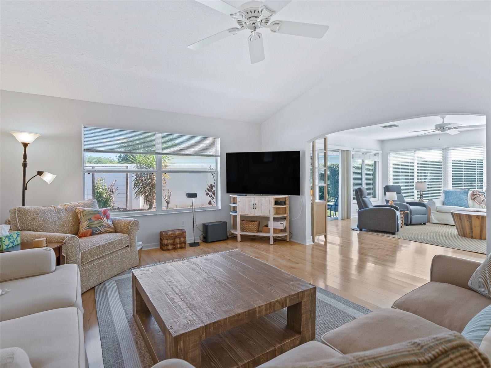 VILLAGES OF SUMTER TANGLEWOODVILLAS - Residential