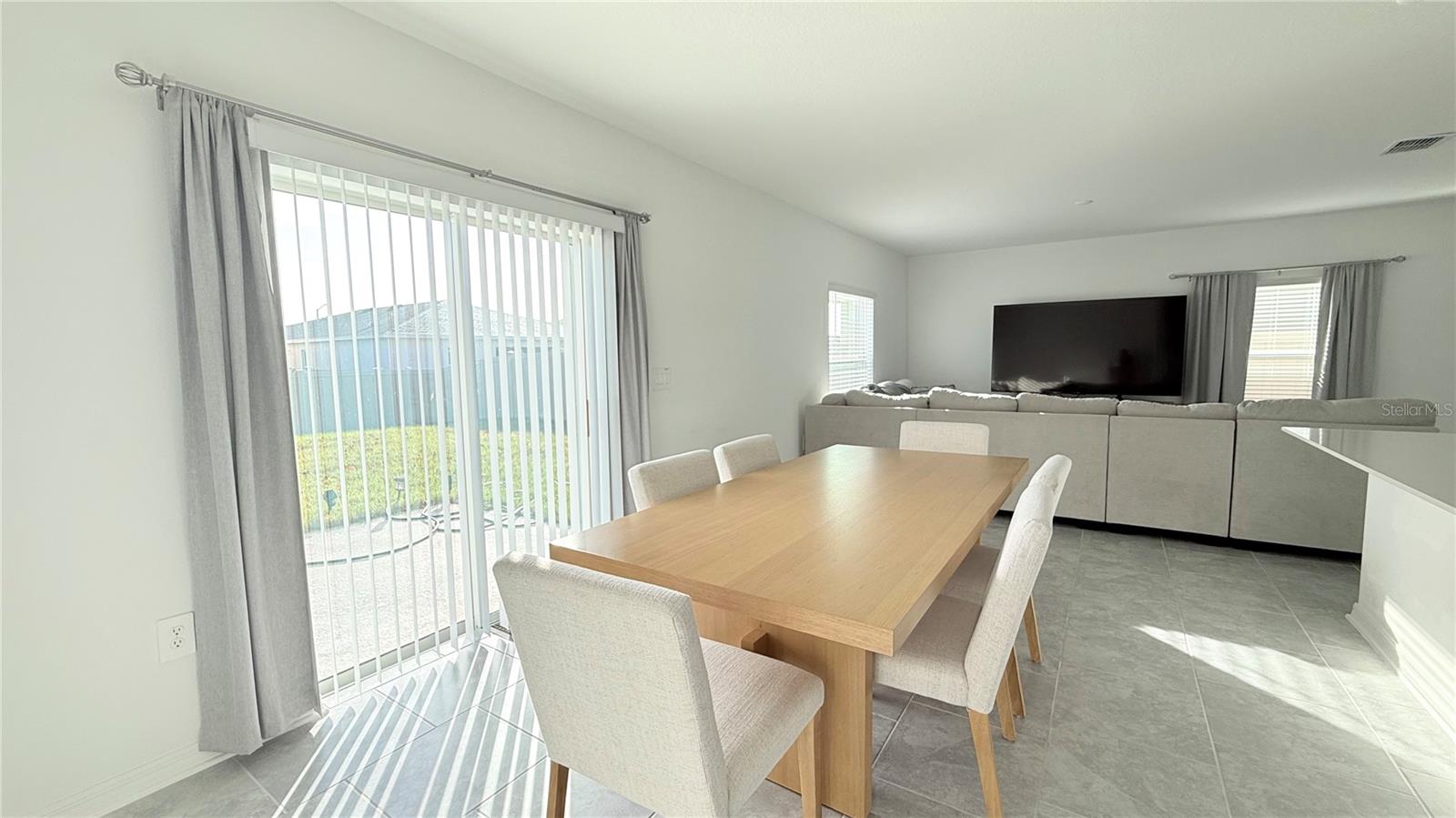 PEACE CRK RESERVE - Residential Lease