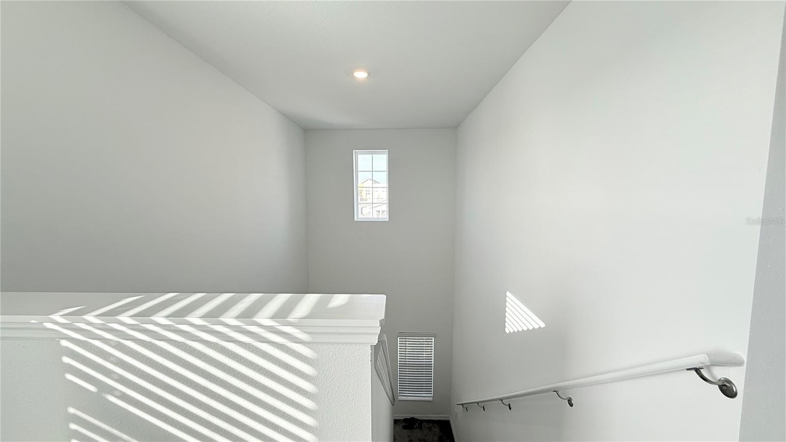 PEACE CRK RESERVE - Residential Lease