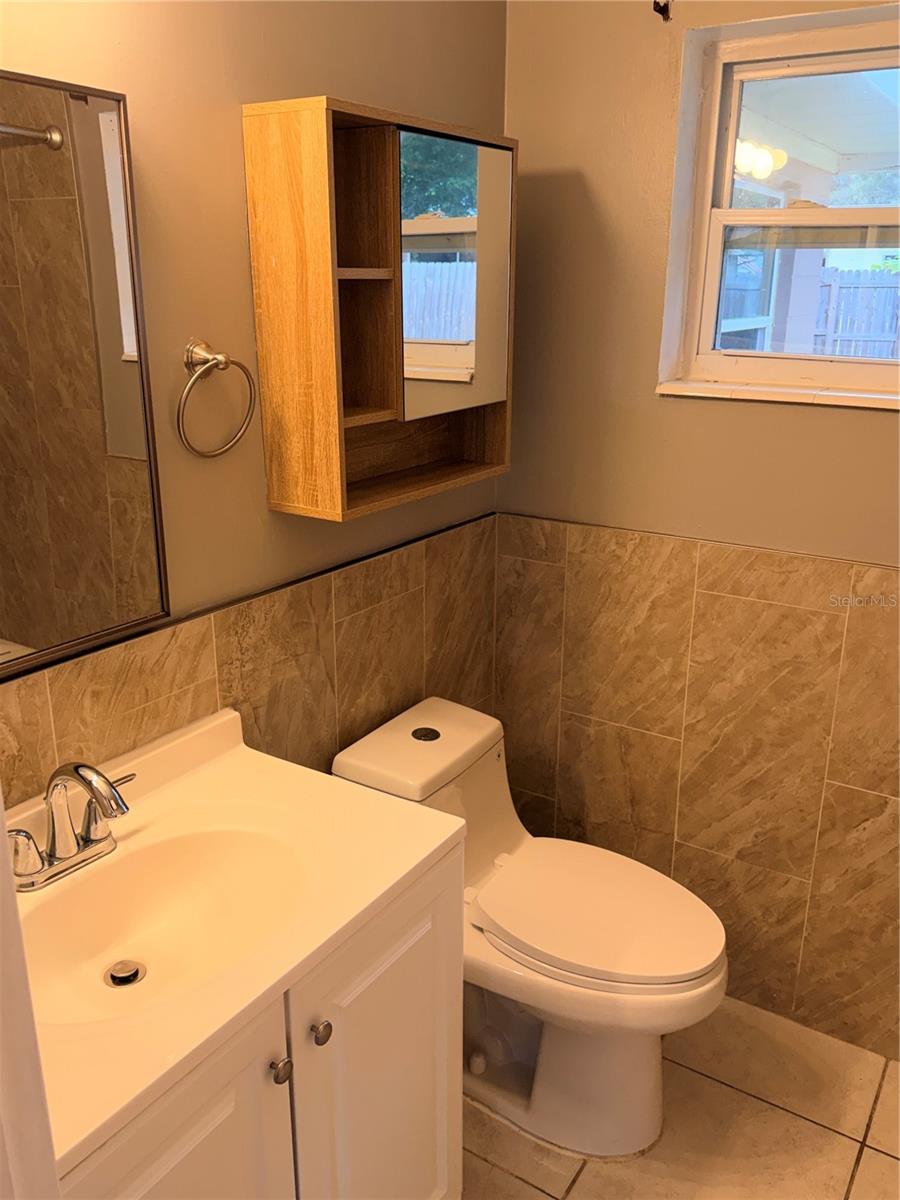 COUNTRY ESTATES 3RD ADD - Residential Lease