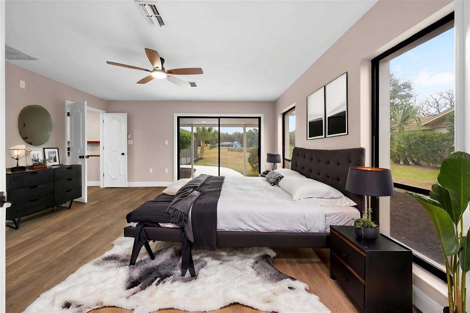 LAKE IN THE WOODS PH I - Residential