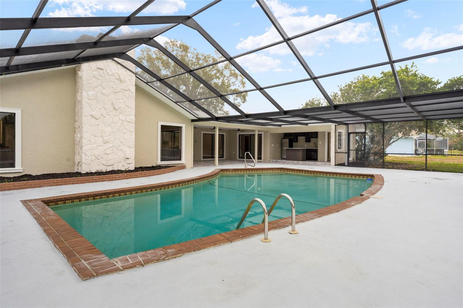 LAKE IN THE WOODS PH I - Residential