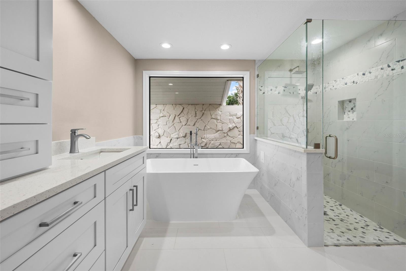 LAKE IN THE WOODS PH I - Residential