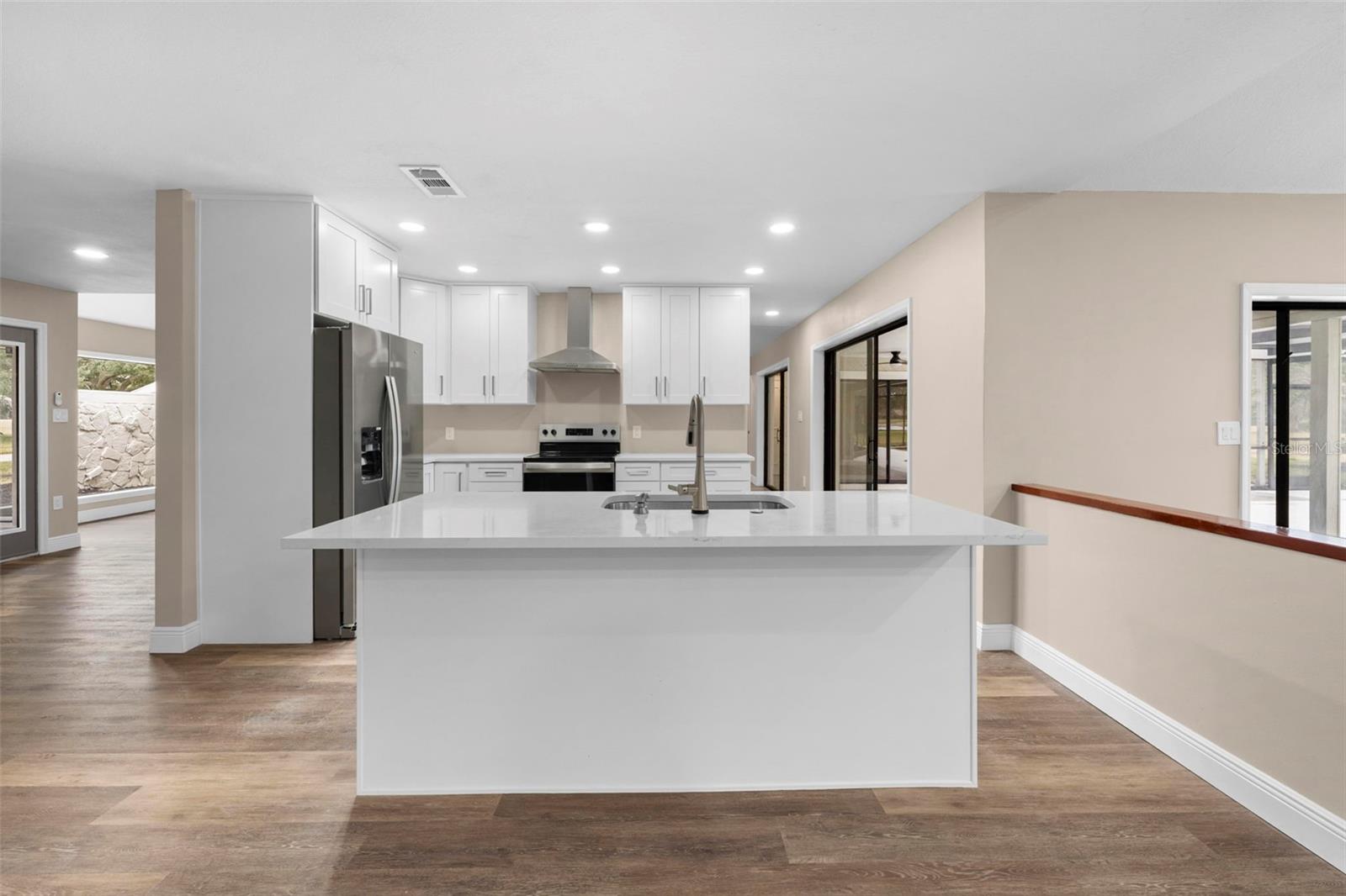 LAKE IN THE WOODS PH I - Residential