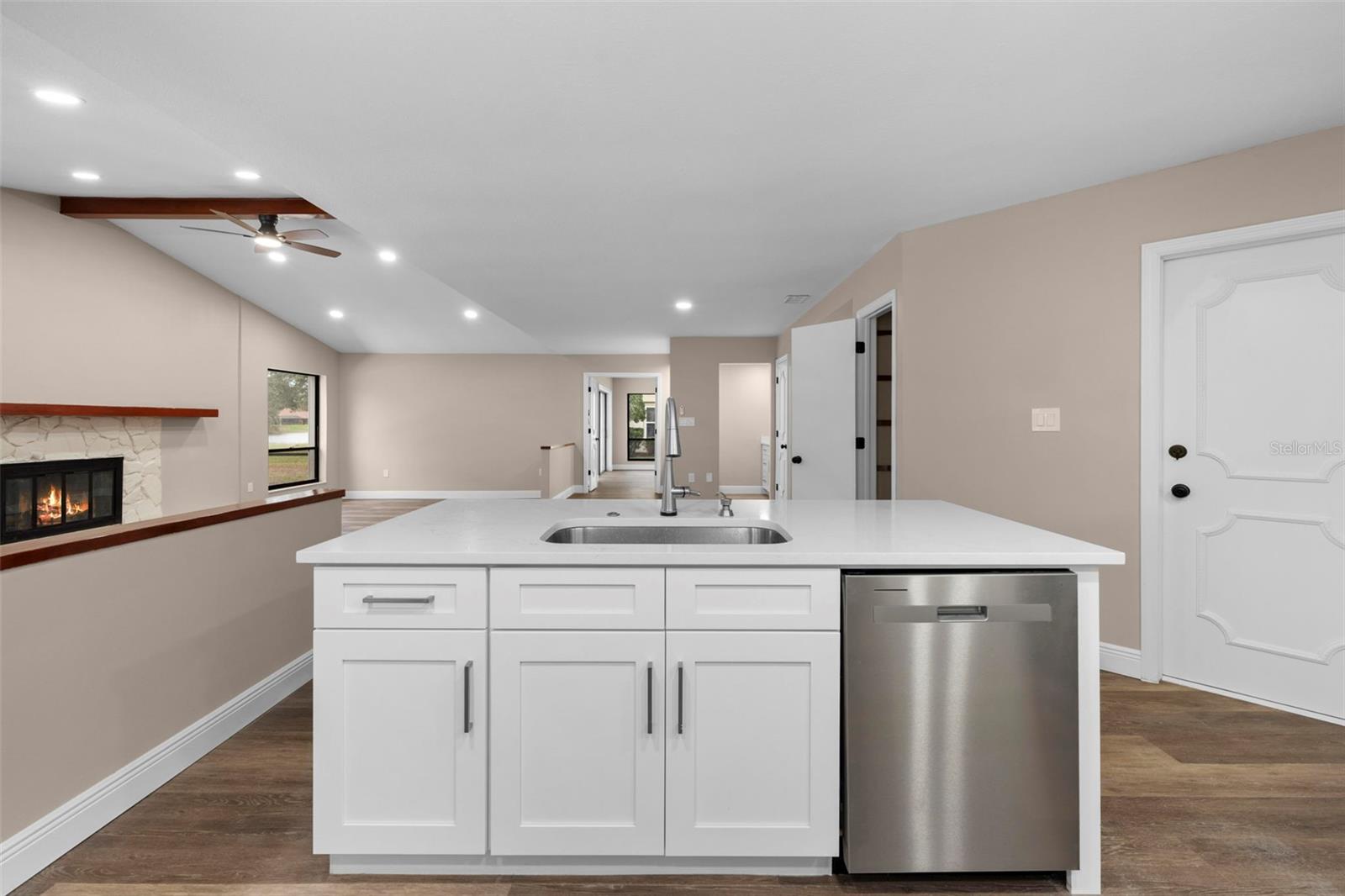 LAKE IN THE WOODS PH I - Residential