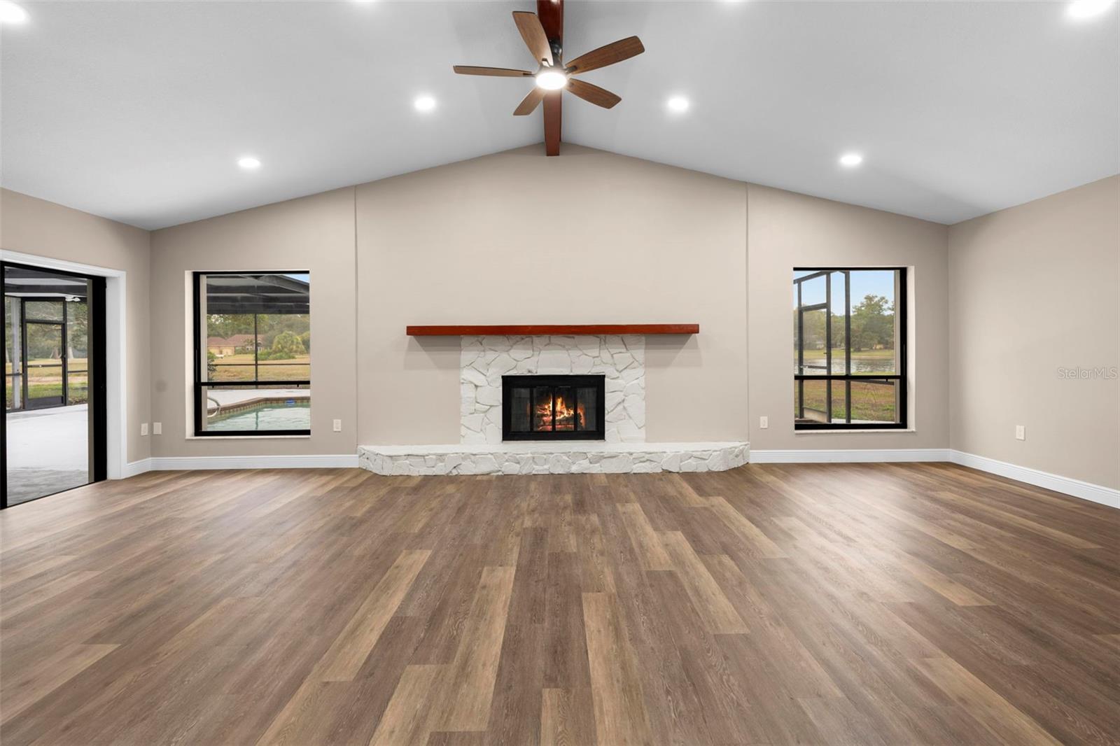 LAKE IN THE WOODS PH I - Residential