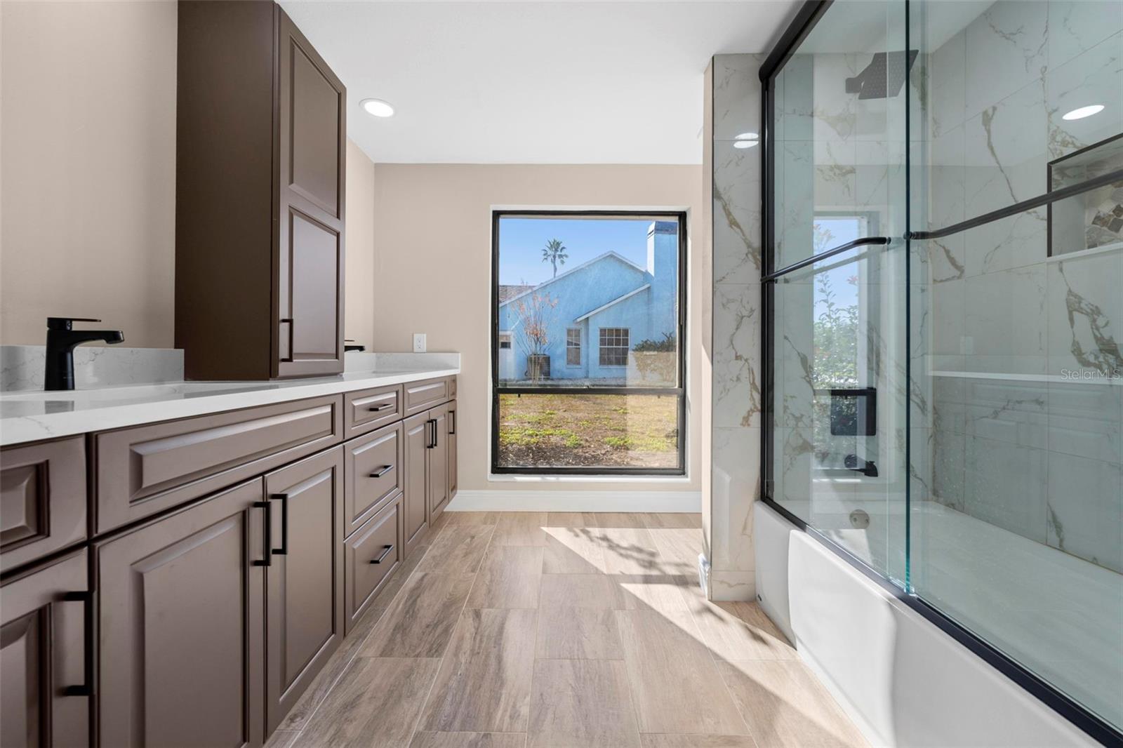 LAKE IN THE WOODS PH I - Residential